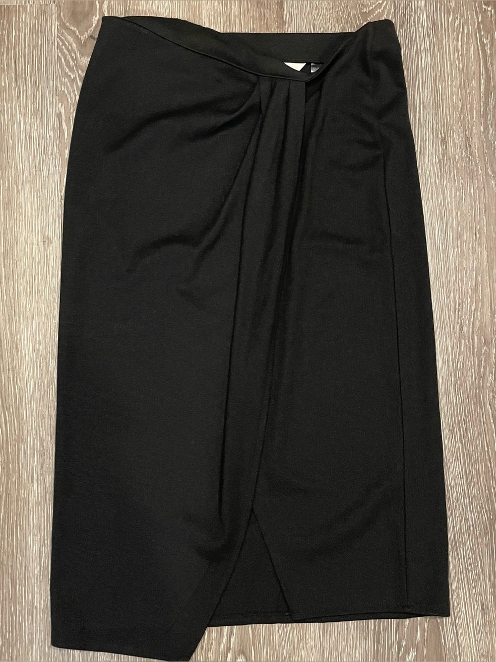 H&M Black Wrap Skirt Size Medium